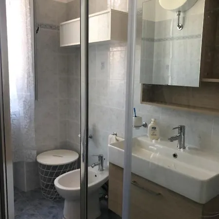 Casa Del Dottore Fano Adriano